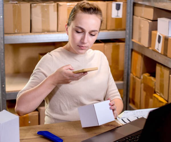 Parcel Delivery Img1